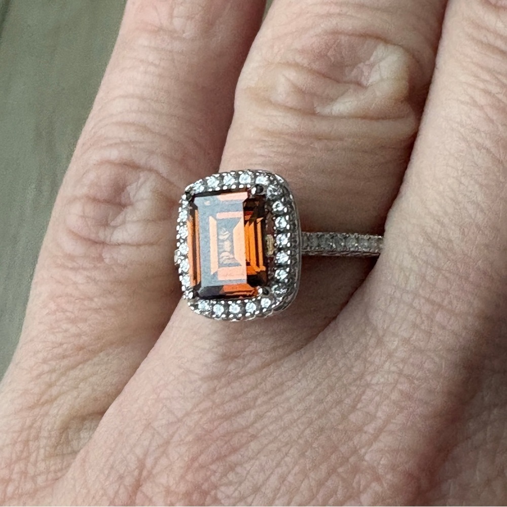 SUZY LEVIAN Sterling Silver Ascher Cut Brown CZ Ring Size 7 - Picture 8 of 10